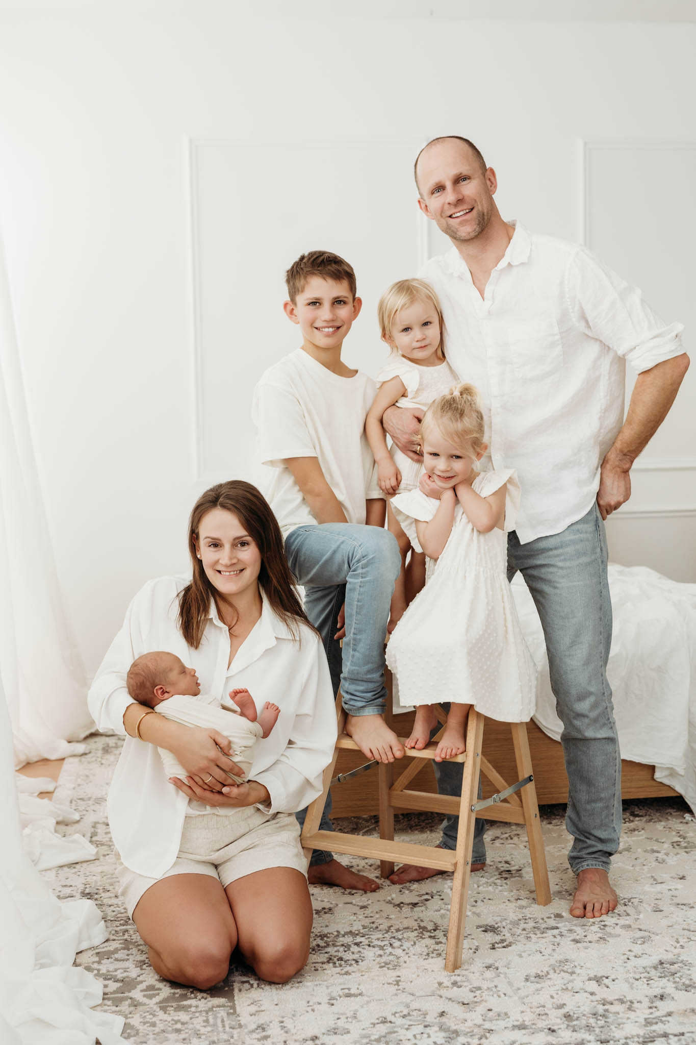 Klassisches und natürliches Familienportrait mit Baby Klassisches und natürliches Familienportrait mit Baby