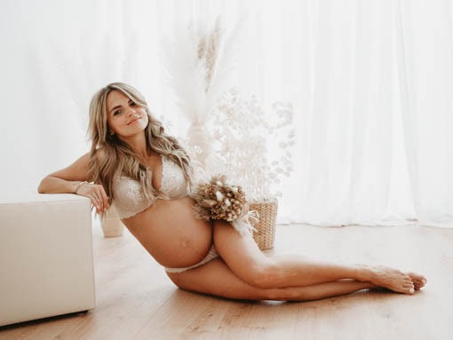 Babybauchshooting-Graz Babybauch Shooting noch vor dem Neugeborenen Shooting