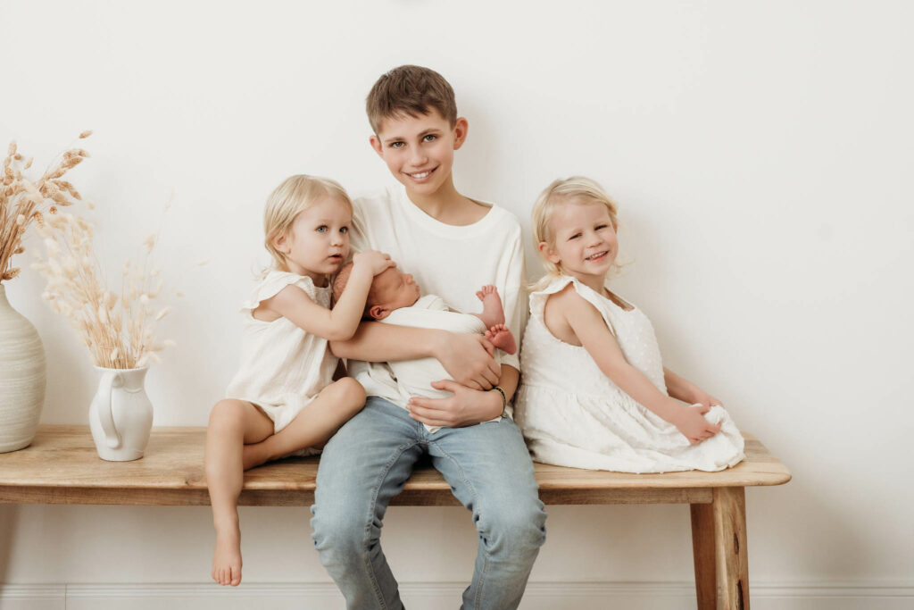 Geschwisterbild beim Newbornshooting