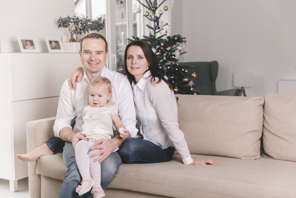 Familienshooting München: Familienfotos zu Weihnachten zuhause