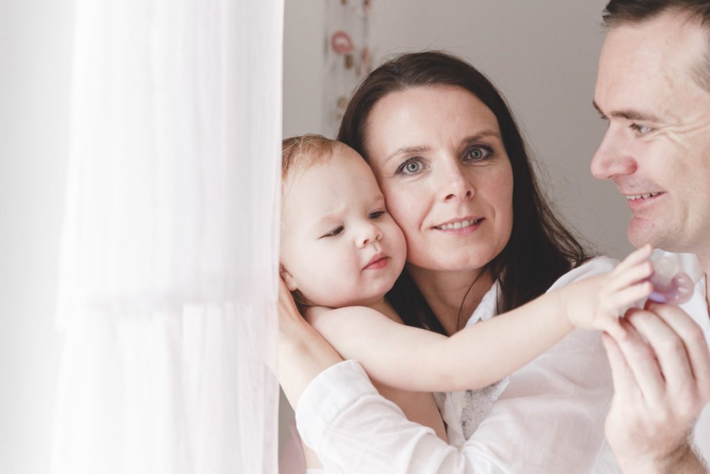 Familienfotos München: Shooting zu Weihnachten zuhause